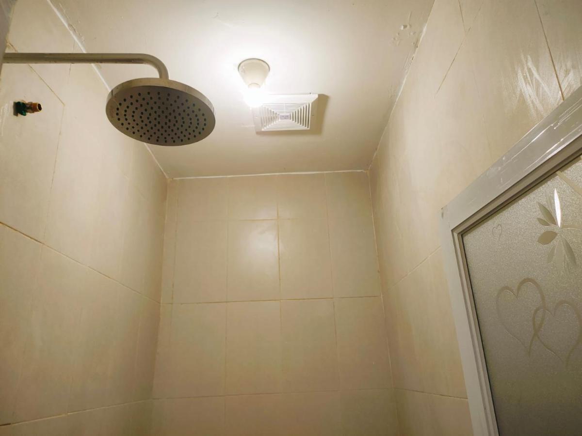 Express O 91277 Atiq Homestay Syariah Serang Exterior foto